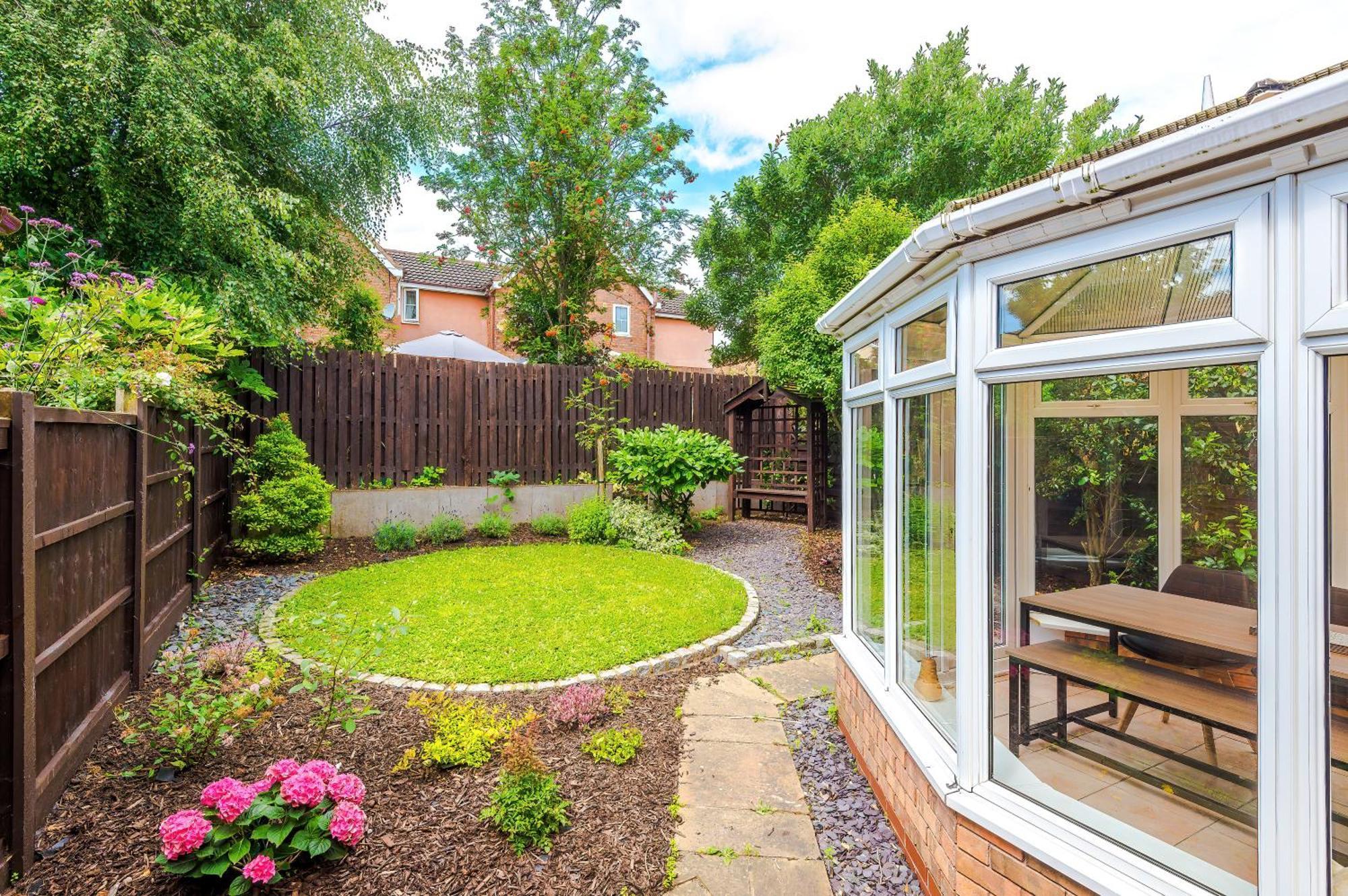 New! Stunning 3-Bed Home In Chester By 53 Degrees Property, Ideal For Groups, Free Parking! Bagian luar foto